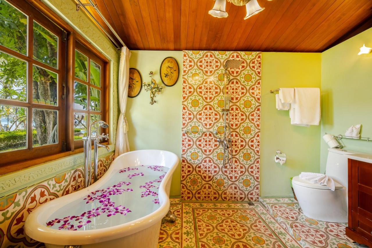 Royal Thai Villa Phuket - Sha Extra Plus Rawai Luaran gambar